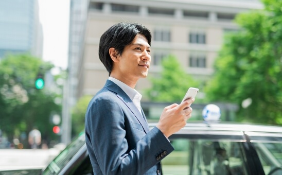 SALES営業職　24歳